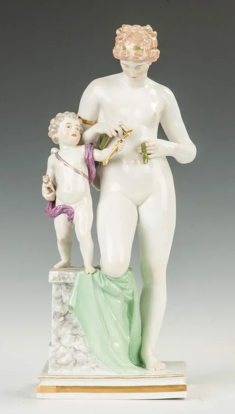 Meissen, Venus with Cupid