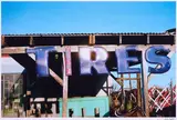 William Eggleston, Ohne Titel (Tires sign, Arizona)