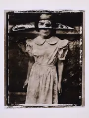 Pauline by Sarah Moon, Gelatinesilberabzug, sold Aug 2023