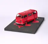 Bernard Aubertin, Bulli, 2009, Mit Farbe übergossener Spielzeugbus auf farbig gefasster Holzplatte