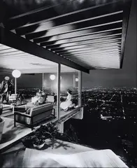 Case Study House # 22 by Julius Shulman, 1960, Gelatinesilberabzug, sold Jun 2023