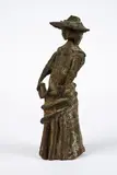 Bernhard Kleinhans, Frau mit Hut, 1992, Bronze, braun patiniert