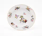 Teller mit Obstdekor by Meissen, 18.Jh, Porzellan, farbig und gold staffiert, sold Jan 2023