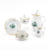 Kaffeeservice 'Grüne Blume' für 6 Personen by Meissen, Porzellan, farbig und gold staffiert, sold Jan 2024