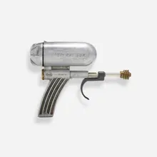 Stanley Hiller, Atomic Ray Gun water gun, c. 1948, cast aluminum, brass