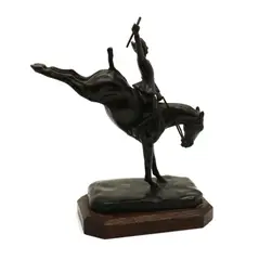 Roger de Minvielle, Untitled, an equestrian bronze presentation trophy