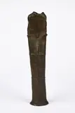 Lothar Fischer, Kleine stehende Hülle, 1974, Bronze, braun patiniert
