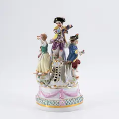 Große Gruppe 'Gärtnerkinder' by Meissen, 20. Jh, Porzellan, farbig und gold dekoriert, sold May 2023
