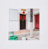 Candida Höfer, Two Doors
