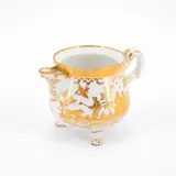 Sahnekännchen mit Goldchinesen by Meissen, Um 1725, Porzellan mit radiertem Golddekor, sold Nov 2023