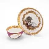 Koppchen und Untertasse mit Purpurfond und Landschaftskartuschen by Meissen, Um 1735/40, Porzellan, farbig und gold dekoriert, sold Nov 2023