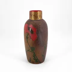 Legras et Cie., Ovoide Vase mit Mohndekor, 1900-1914, Farbloses Glas, rot-orange hinterfangen mit grünen Metallglitter-Einschmelzungen