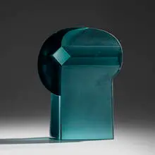 Head V (Square Eye) by Stanislav Libenský and Jaroslava Brychtová, 1986, cast glass, sold May 2025