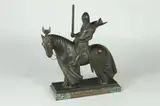Hans Müller, The Knight of Verona, Patinated bronze statue presented on a green marble base
