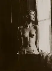 Lee Miller by Man Ray, Ca. 1930, Gelatinesilberabzug (Vintage), sold Nov 2023