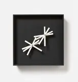 Julio Le Parc, Jeu visuel formes en mouvement (Multiple No. 9), 1966, Holzelemente an Metallvorrichtung in Holzkasten, elektrifiziert