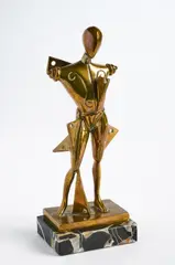 Gladiatore by Giorgio de Chirico, 1970, Bronze, goldfarben patiniert. Auf Marmorsockel, sold Jan 2024