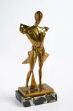 Giorgio de Chirico, Gladiatore, 1970, Bronze, goldfarben patiniert. Auf Marmorsockel