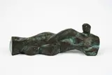 Frank Maasdorf, Liegende, Bronze, braun und teilweise türkis patiniert