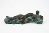 Frank Maasdorf, Liegende, Bronze, braun und teilweise türkis patiniert