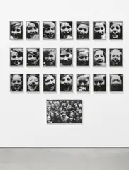 Christian Boltanski, Jewish School, Große Hamburger Straße, Berlin 1939, 1993, 22 s/w-Fotografien