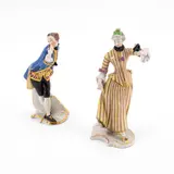 Columbine und Octavio aus der 'Commedia dell'Arte' by Nymphenburg, 20.Jh, Porzellan, farbig und gold dekoriert, sold May 2024