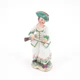 Frankenthal, Kleine Figur einer Jägerin mit Flinte und Dreispitz, 1776, Porzellan, farbig dekoriert