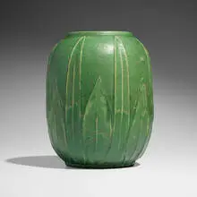 Vase with alternating leaves by Grueby Faience Company, 1898-1910, glazed earthenware, sold May 2025