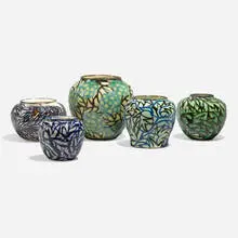 Max Laeuger, Collection of five vases with stylized leaves, 1921-29, glazed earthenware with squeeze-bag decoration