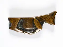 Ewald Mataré, Kleines flaches Kalb, Um 1943 (Entwurf), Bronze, braun patiniert
