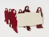 Thorsten Passfeld, "Demo", 2010, Holzrelief, farbig gefasst
