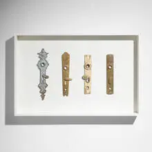 Dirk Bell, Geschwätz, 2008, strike plates, wood and glass