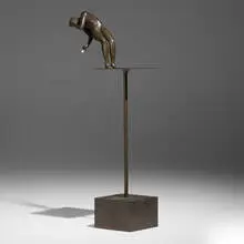 Mark Kostabi, On the edge, 1988, bronze