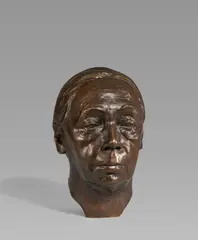 Selbstbildnis by Käthe Kollwitz, 1926-1936 (Entwurf), Bronze, braun patiniert, sold Jun 2024