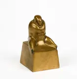 Hede Bühl, Sitzende Figur, 1977, Bronze, poliert
