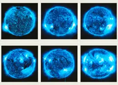 Katharina Sieverding, Die Sonne um Mitternacht schauen, 2019/21, Mappe mit 6 Inkjet-Prints auf Karton. In originaler Mappe