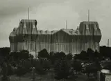 Barbara Klemm, Christo, Verhüllter Reichstag, Berlin, 1995, Gelatinesilberabzug