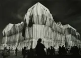 Barbara Klemm, Christo, Verhüllter Reichstag, Berlin, 1995, Gelatinesilberabzug