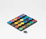 Hans-Peter Feldmann, Farbtöpfchen / paint-pots, 25 Farbtöpfchen in 2 Malkästen, Seidenpapier und Katalog in Pappkarton