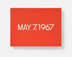 On Kawara, "MAY 7, 1967", 1967, Acryl auf Leinwand, mit beiliegender Zeitung "The New York Times" von Sonntag, den 7. Mai 1967, in originalem Karton