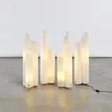 Artemide, Vier kleinere Leuchten "Mezzachimera", Methacrylate in weiß, Aluminium u.a. Elektrifiziert