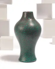 Venini & C, Vase mit Dekor "A dama", Farbloses Glas, aufgeschmolzene Murrine in opakem Türkisgrün und opakem Rot