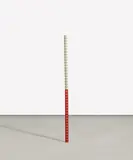 Thomas Bayrle, Ohne Titel (Glückskleedosenturm), 1969, 40 Milchdosen, übereinander montiert