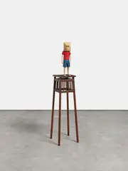 Paper Bag Boy by Fredrik Raddum, 2010, Polyester. Auf Holzpodest, sold Oct 2024