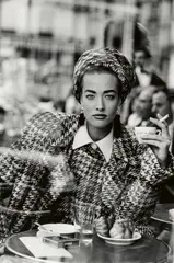 Peter Lindbergh, Tatjana Patitz, French Vogue, Café de Flore, Paris, 1985, 2006, Gelatinesilberabzug
