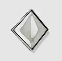 Victor Bonato, Ohne Titel (Spiegelobjekt), Geformter Spiegel in Kastenrahmen
