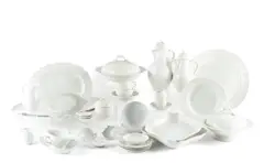 Außergewöhnlich umfangreiches Kaffee- und Speiseservice mit Neuosier-Relief by Kpm, Porzellan ohne Staffage, sold Jan 2025