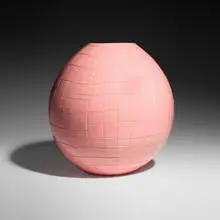Shio Kusaka, (grid 62), 2013, glazed stoneware