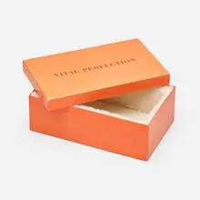 Sylvie Fleury, Vital Perfection, 1993, cardboard box, faux fur