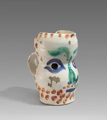Pablo Picasso Ceramics, Face with Points, 1969, Weißes Steingut, partiell farbig gefasst und glasiert